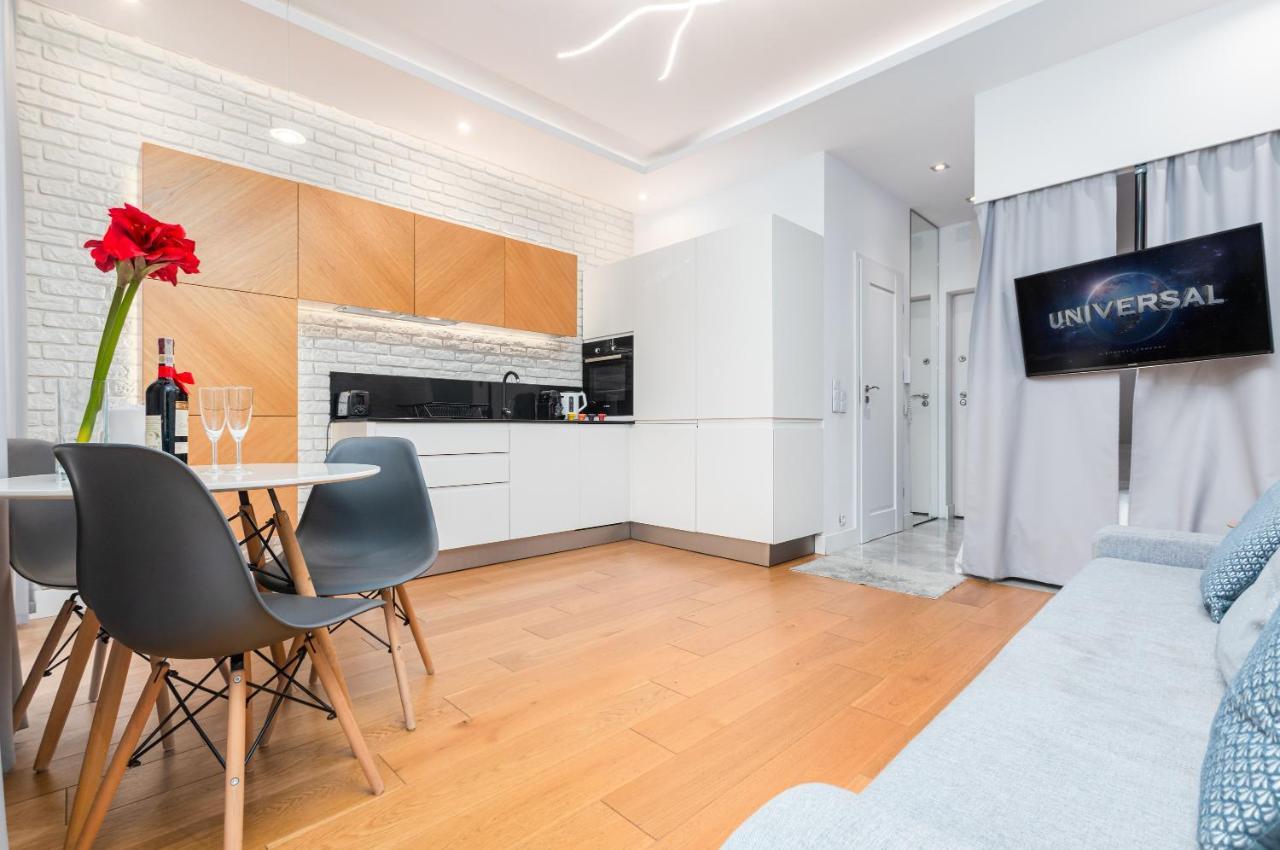 Piekna Apartament By Your Freedom Warsaw Exterior photo